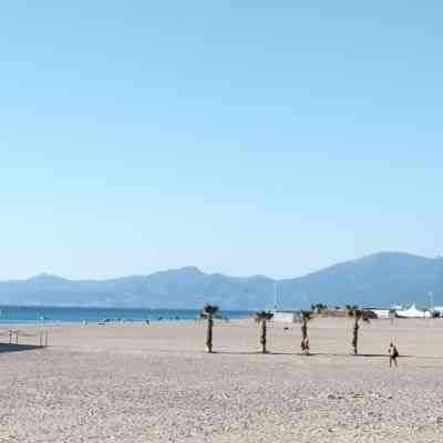 Photo de Plage paradisiaque + phare 