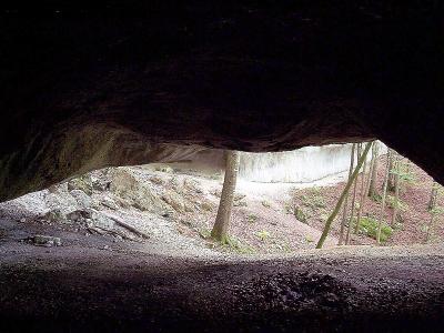 Photo de Grotte du Bisontin