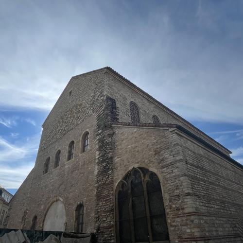 Photo de Basilique Saint-Pierre-aux-Nonnains